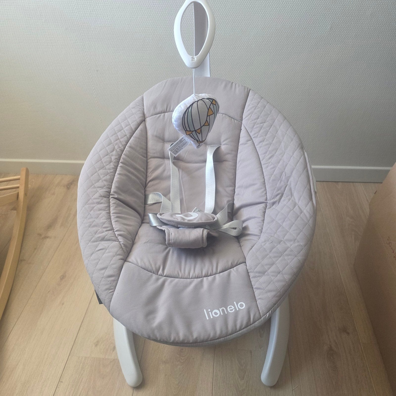 Linelo Iris baby schommelstoel, Ophalen
