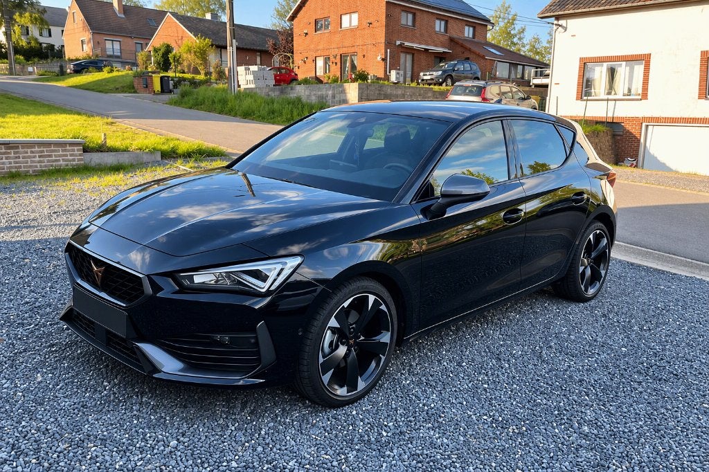 Cupra Leon 1.5 eTSI 150 DSG | 09/2023 | Non-fumeur, Auto's, Automaat, 4 cilinders, Leon, Zwart