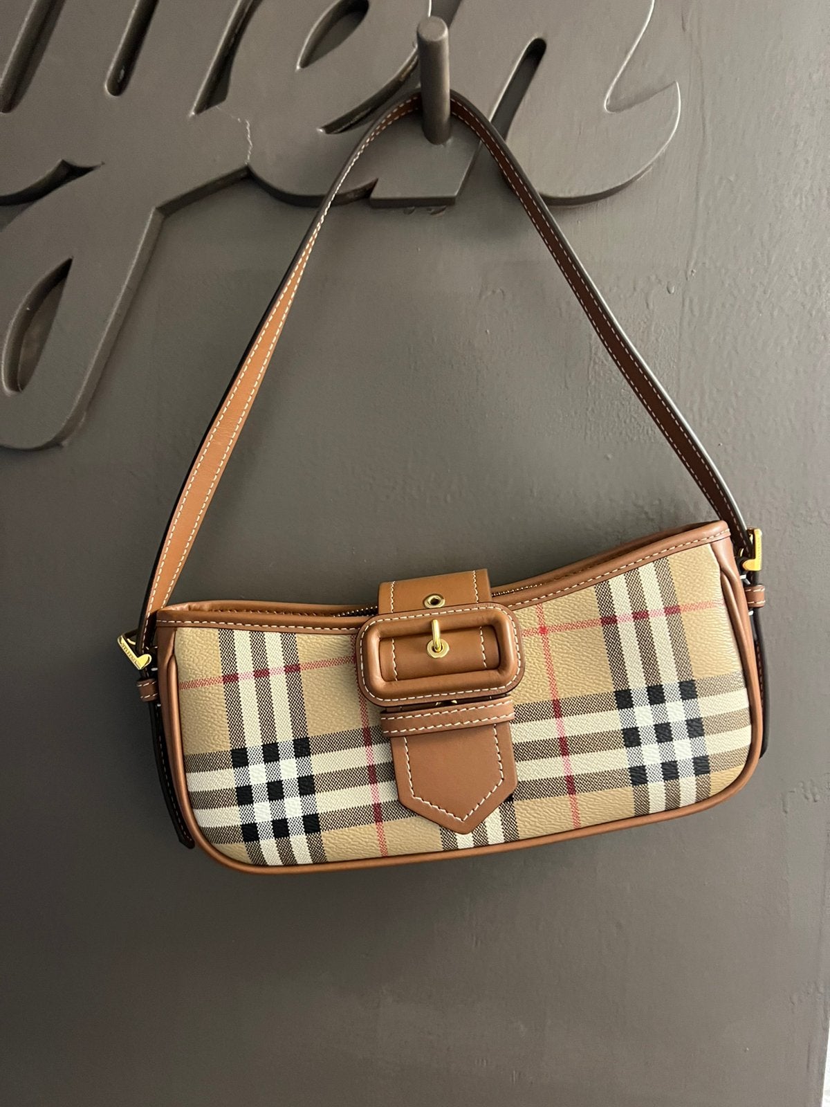 Handtas burberry, Ophalen, Zo goed als nieuw, Handtas