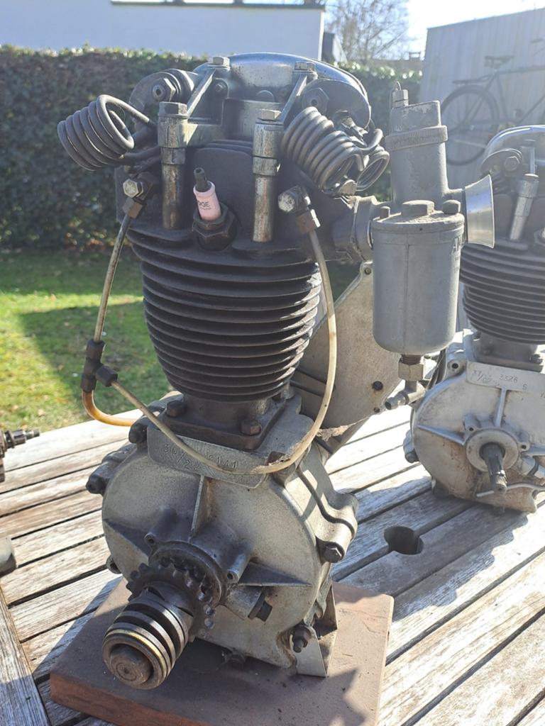 2 Matchless (AJS) 350 KK Ariel Twinport KK ET MOSS 4 vitesse, Motos