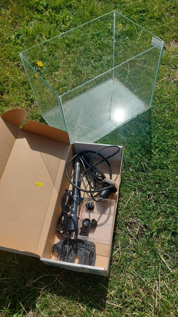 Aquarium met dompelverwarmer en zuurstofpomp, Dieren en Toebehoren, Ophalen