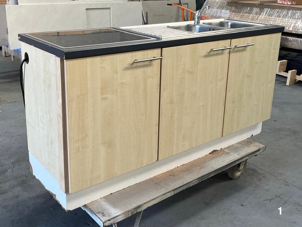 “Noodkeuken, Huis en Inrichting, Keuken | Complete keukens, Ophalen, Gebruikt, Overige typen, Overige kleuren