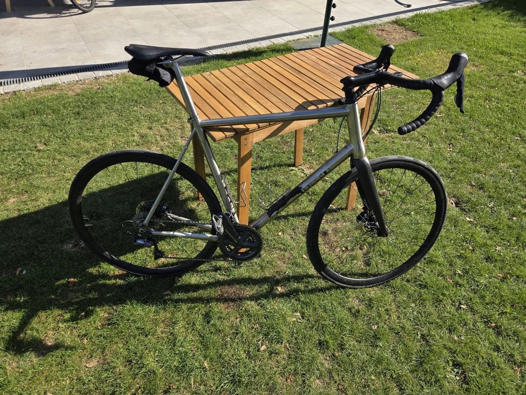 J.Guillem Orient titanium koersfiets – Ultegra – maat 60, Fietsen en Brommers, Ophalen, Zo goed als nieuw, Meer dan 20 versnellingen