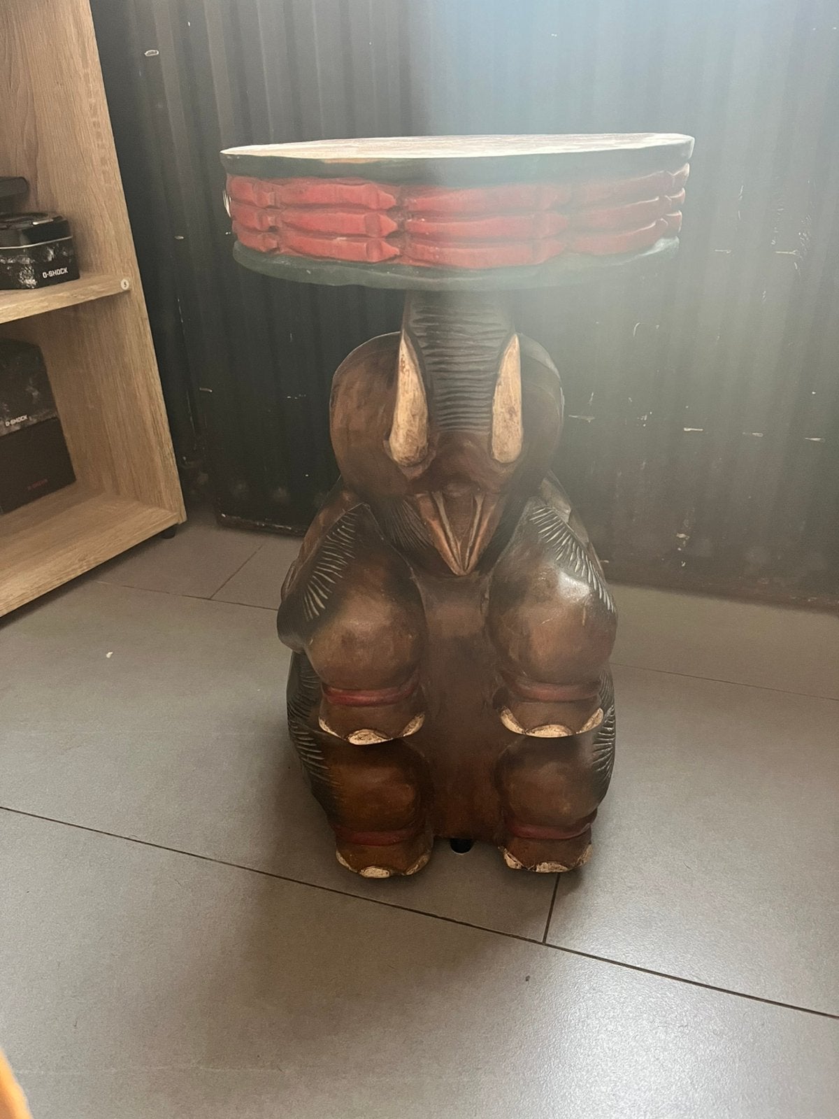 Tabouret ou petit gueridon, Enlèvement, Comme neuf, Bois, Fait à la main