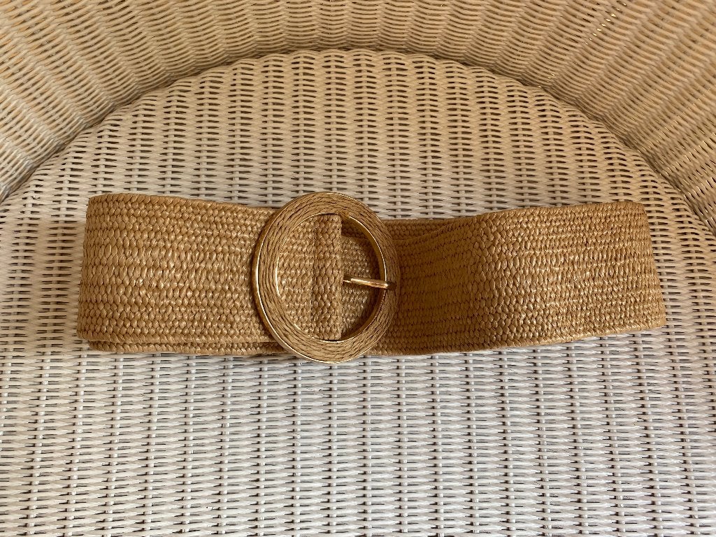 Beige raffia riem - M, Kleding | Dames, Riemen en Ceinturen, Zo goed als nieuw, Tailleriem, Overige kleuren, Ophalen of Verzenden