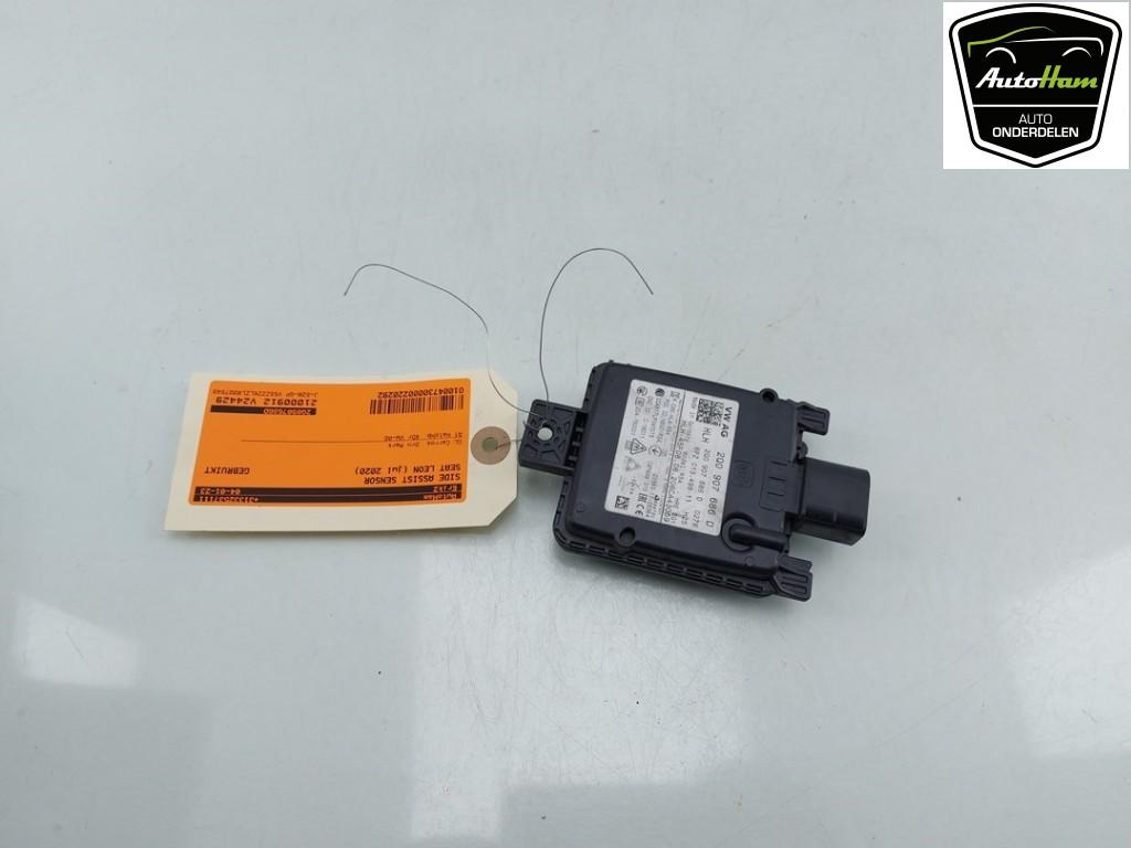 DIVERS Side assist sensor Seat Leon (KLB) (|2Q0907686D|), Utilisé, Seat