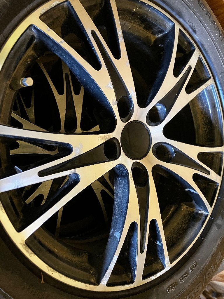 4 jantes + pneus Dacia Duster 2014, 215 mm, 4 Saisons, 16 pouces, Véhicule de tourisme