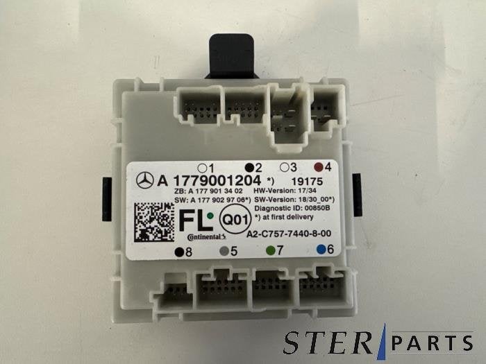 Module verrouillage central des portes d'un Mercedes CLA, 3 mois de garantie, Utilisé, -, -