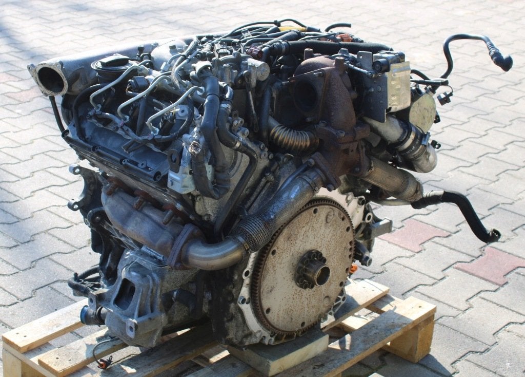 Moteur CGKA Complet A5 A4 AUDI, Autos : Pièces & Accessoires, Envoi, Utilisé, Daihatsu