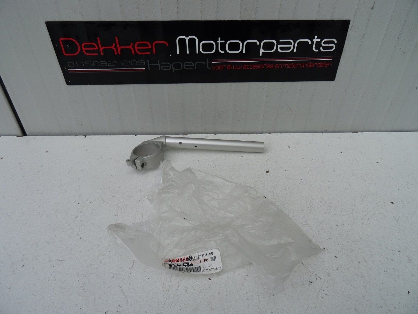 Rechter Clipon / Stuurhelft Rechts Yamaha YZF R1 2004-2006, Motoren, -, -, Nieuw, Ophalen of Verzenden