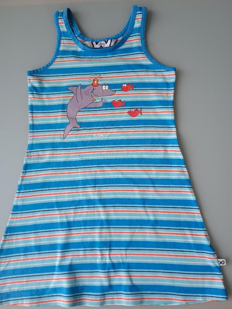 Kleedje Woody maat 116, Kinderen en Baby's, Kinderkleding | Maat 116, Zo goed als nieuw, Meisje, Jurk of Rok, Ophalen