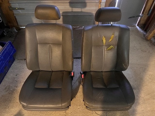 Lexus LS400 UCF10 voorste stoelen, Auto-onderdelen, Gebruikt