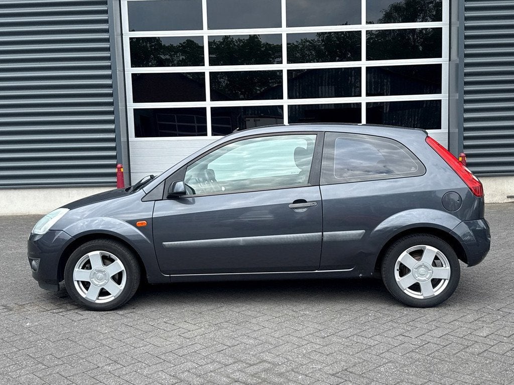 Ford Fiesta 1.3-8V Futura, airco, Auto's, 1299 cc, Gebruikt, 4 cilinders, Bedrijf