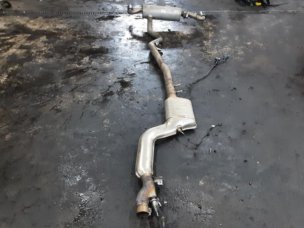 UITLAAT COMPLEET BMW 4 serie Gran Coupe (G26) (859942002), Auto-onderdelen, Gebruikt, Mevr. I. Hauben, BMW, Rue de l'Espoir 34 34
4030  GRIVEGNÉE, BE
