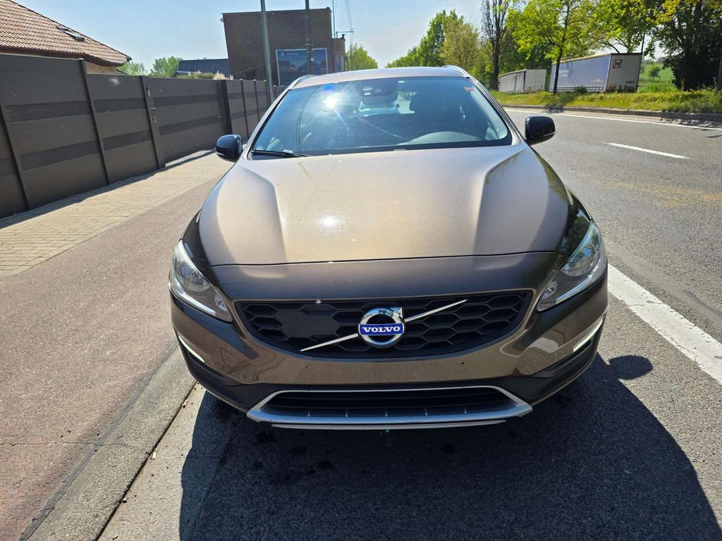 Volvo V60 Cross Country 2.0 D3 Summum 1EIG. PERFECTE STAAT, Cuir, Achat, Entreprise, Boîte manuelle