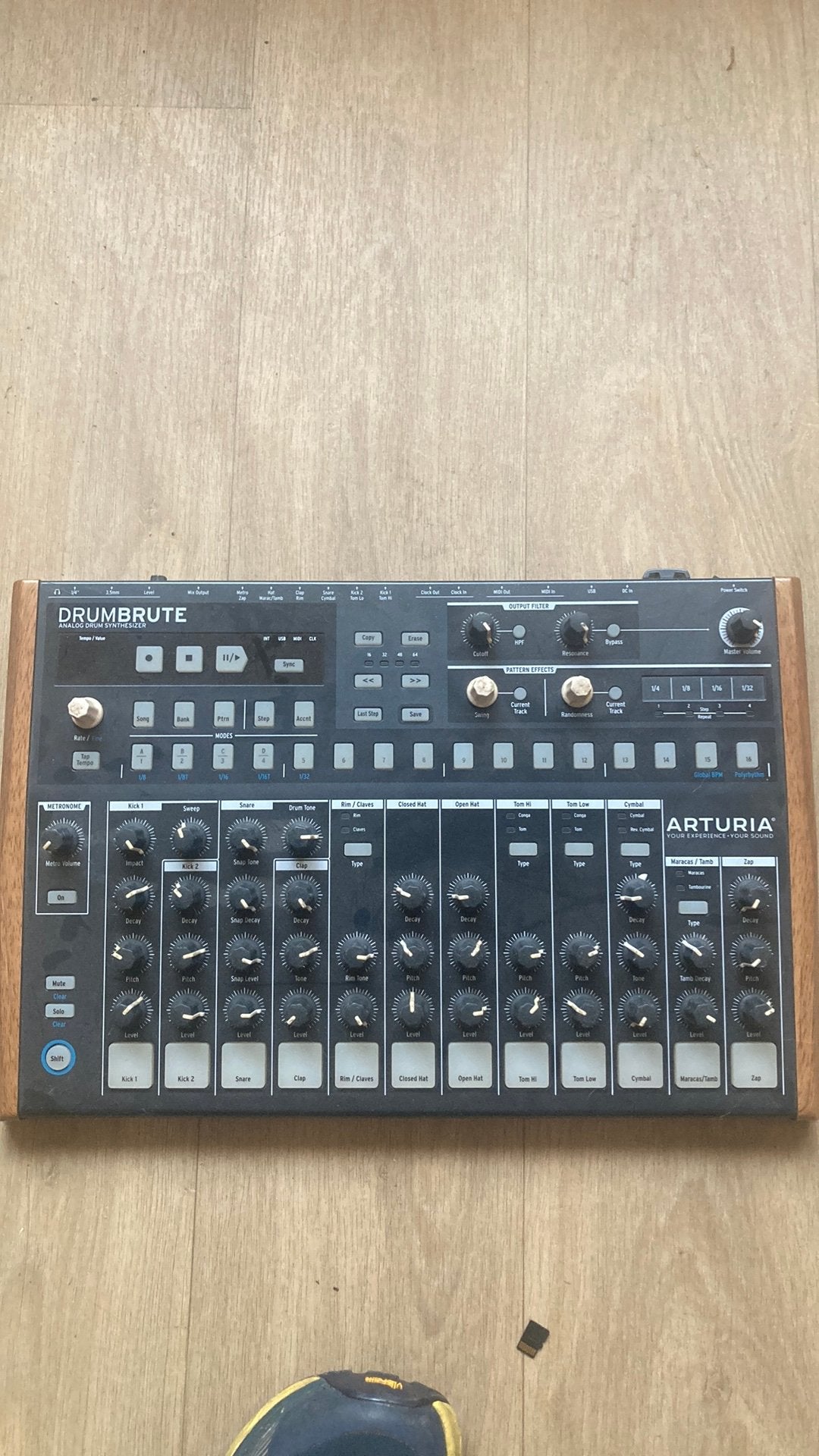 Arturia Drumbrute, Ophalen, Gebruikt