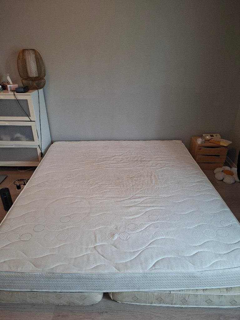 Matelas King size 180 x 200 cm, Maison & Meubles, Chambre à coucher | Matelas & Sommiers, Matelas, Enlèvement, Utilisé, 180 cm