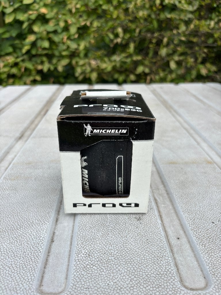 Michelin Pro 4 band 700x23C, Fietsen en Brommers, Michelin, Band, Nieuw, Ophalen of Verzenden