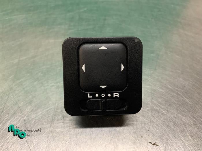 Commutateur rétroviseur d'un Mazda Demio (Demio 97-), Autos : Pièces & Accessoires, -, 3 mois de garantie, Mazda, Utilisé