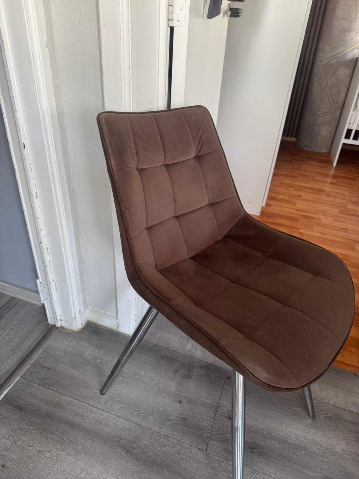 4 stoelen, Ophalen, Zo goed als nieuw