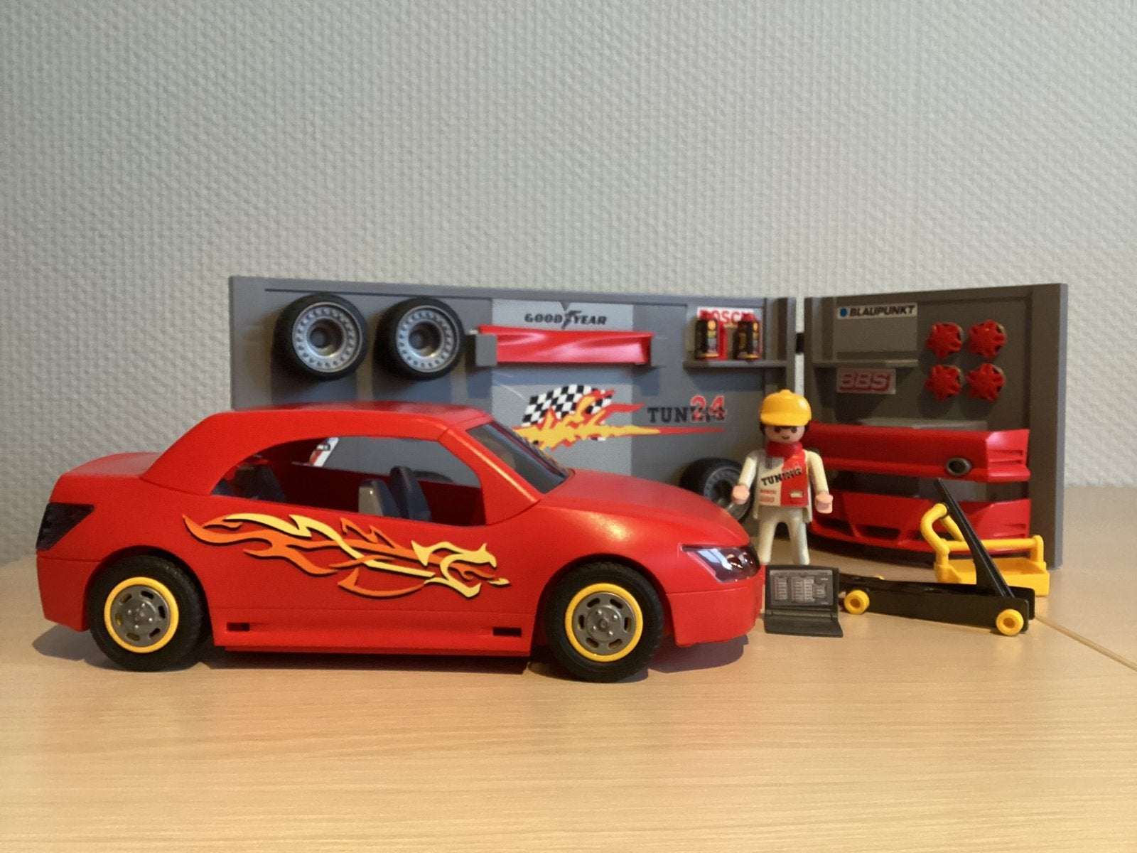 Playmobil 4321 Rode sportwagen met tuningwerkplaats, Enlèvement ou Envoi, Utilisé