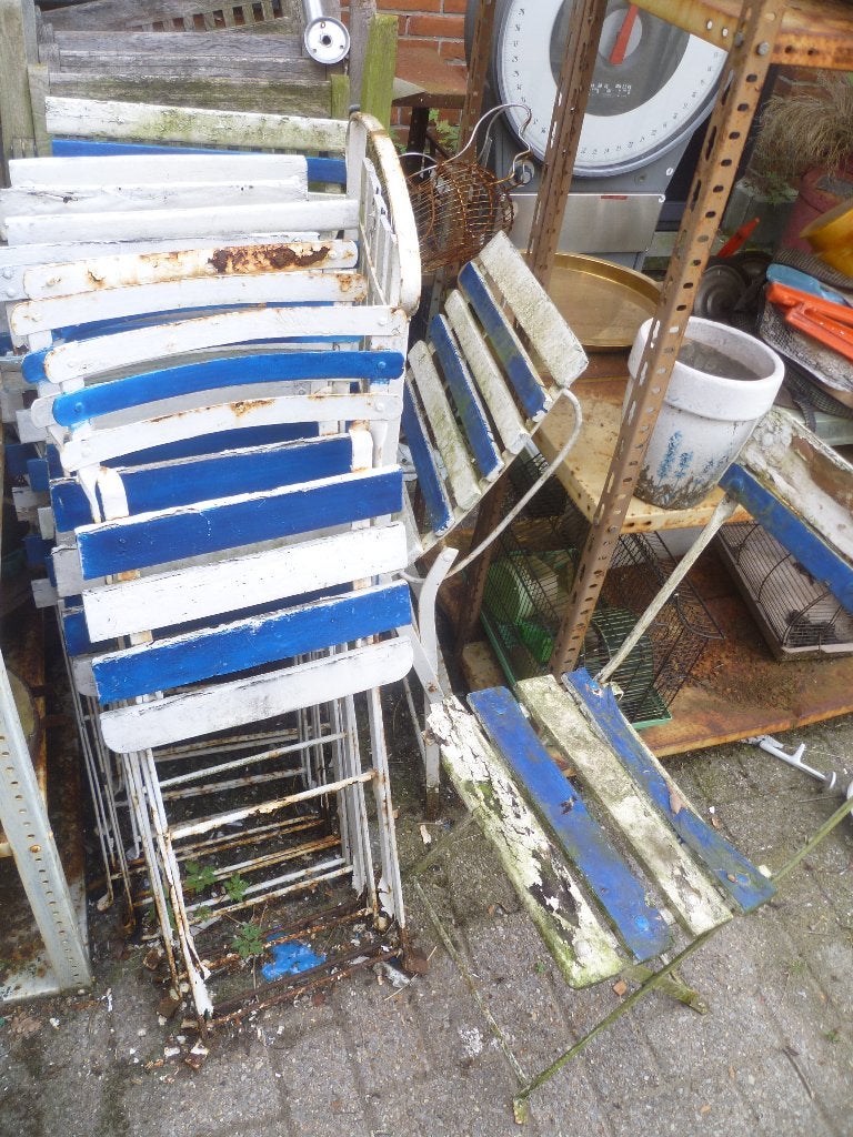 LOT OUDE VOUWSTOELEN, Ophalen