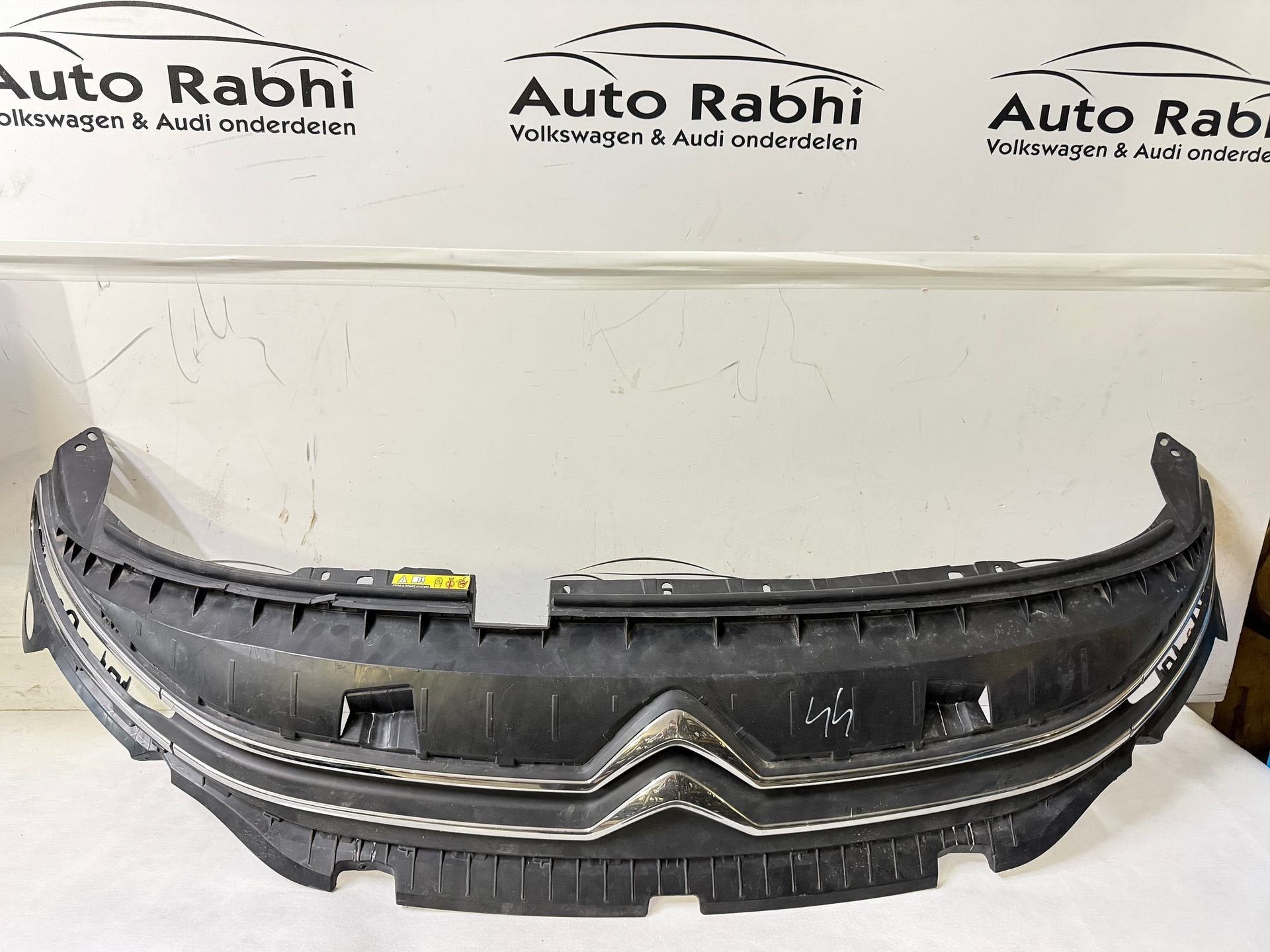 CITROEN BERLINGO GRILL 2018 99899498, Gebruikt, -, -, Ophalen of Verzenden
