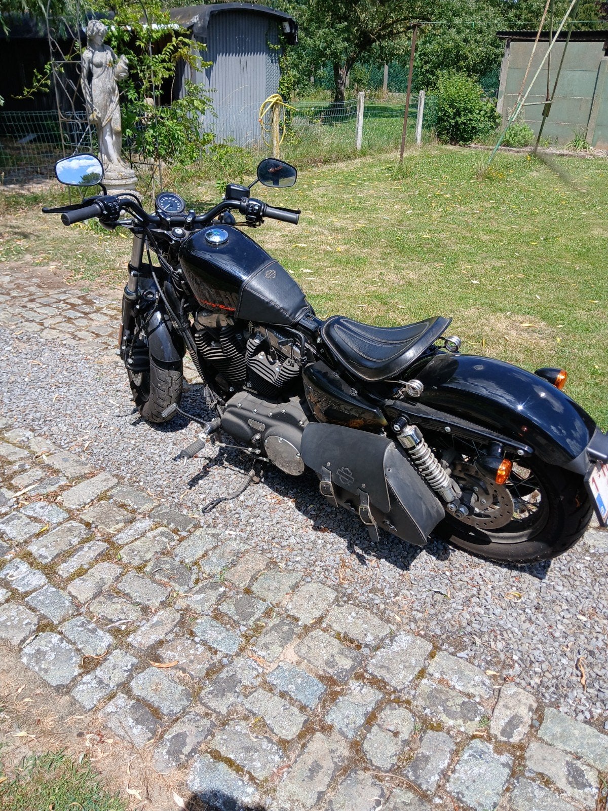 Harley 48- zwart, Motoren, Ophalen