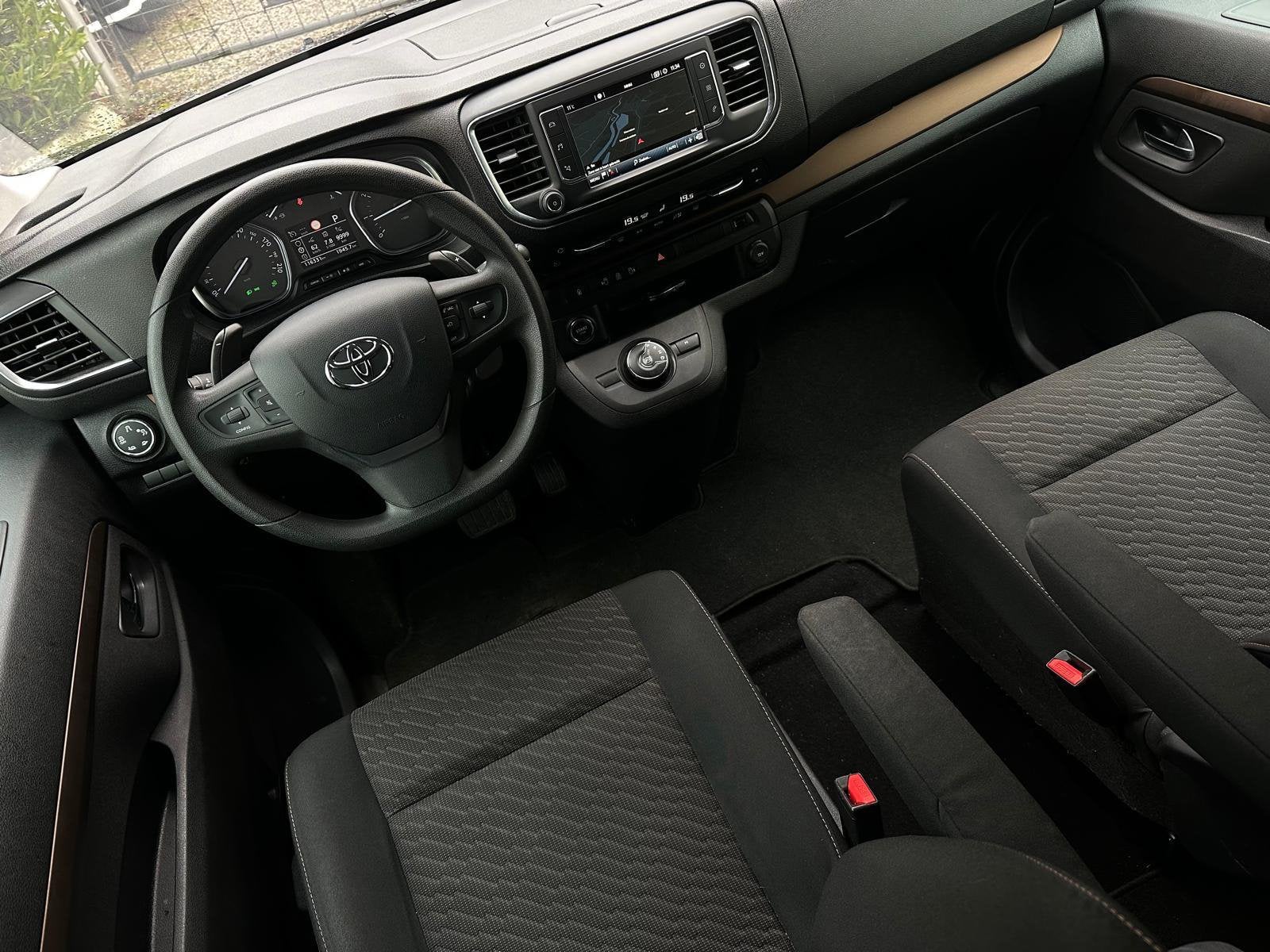 Toyota ProAce 2.0D Dynamic - Automaat / 8 zit / 2017 177 PK, Achat, Euro 6, Entreprise, ProAce