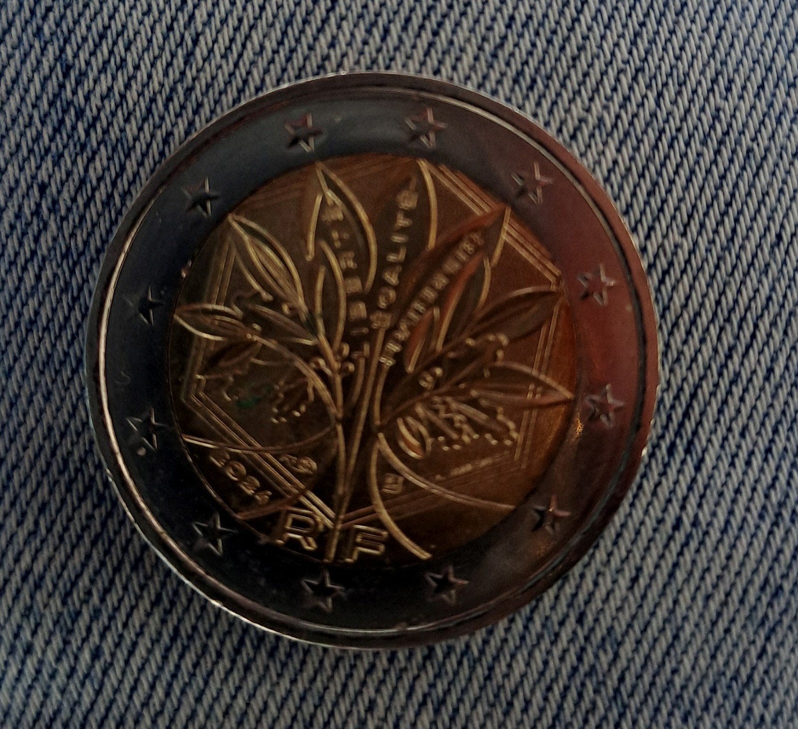 2 euro munt Frankrijk Boom des levens, Ophalen