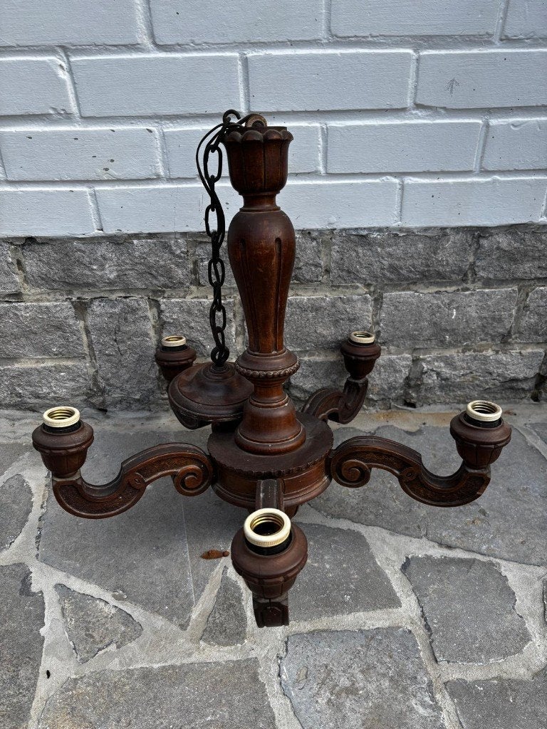 Lampe Chandelier, Enlèvement
