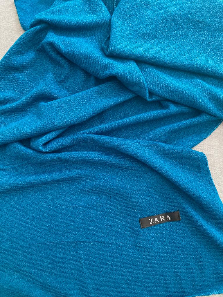 Sjaal, Kleding | Dames, Mutsen, Sjaals en Handschoenen, Ophalen, Zara, Maat 42/44 (L), Nieuw