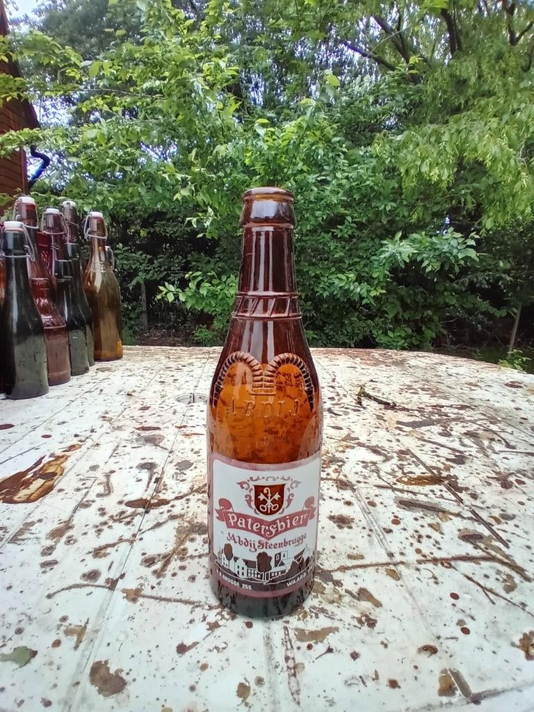 Oude vintage bierfles paterbier Steenbrugge, Ophalen of Verzenden