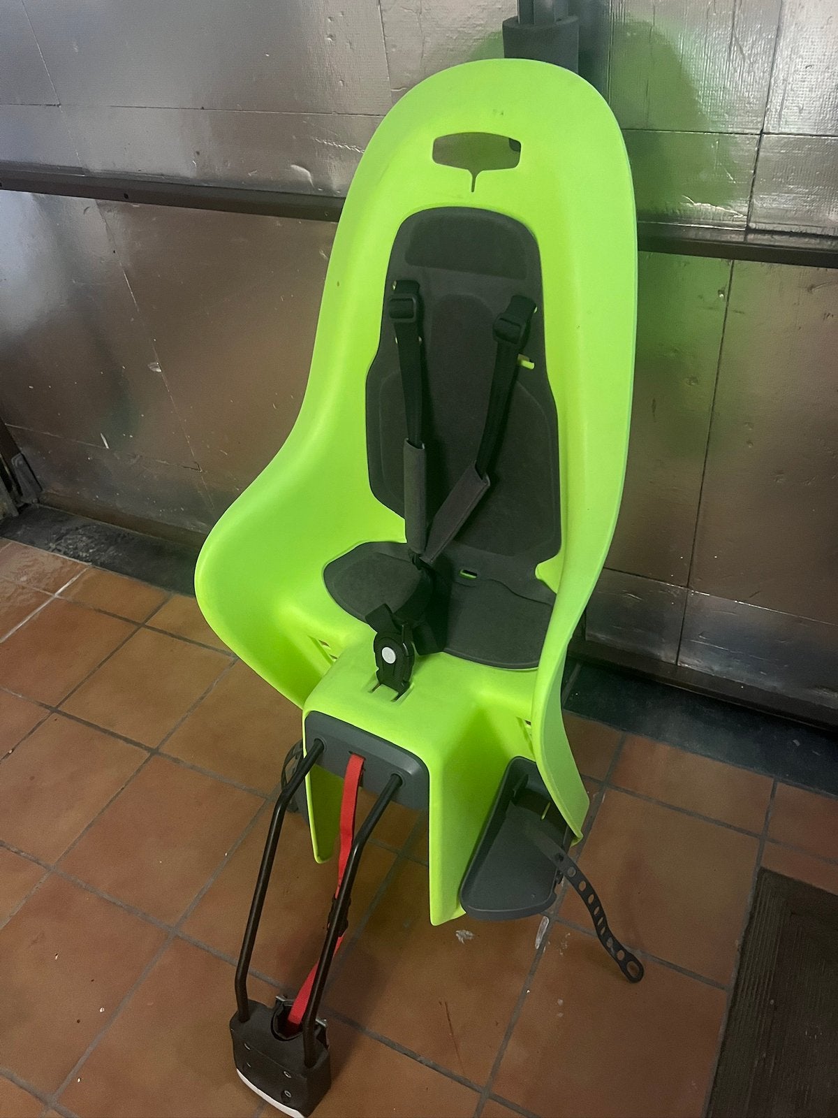 siège vélo enfant, Vélos & Vélomoteurs, Enlèvement, Comme neuf, Repose-pieds
