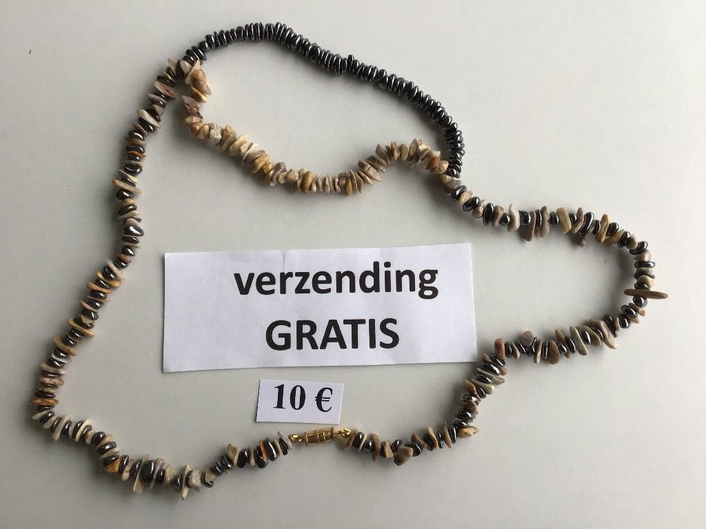 18 colliers avec livraison gratuite !, Enlèvement ou Envoi, Comme neuf