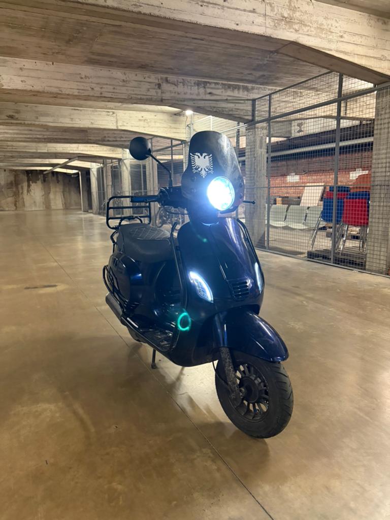 80cc GTS Toscana A klasse, Autres marques, Comme neuf, Enlèvement, Essence