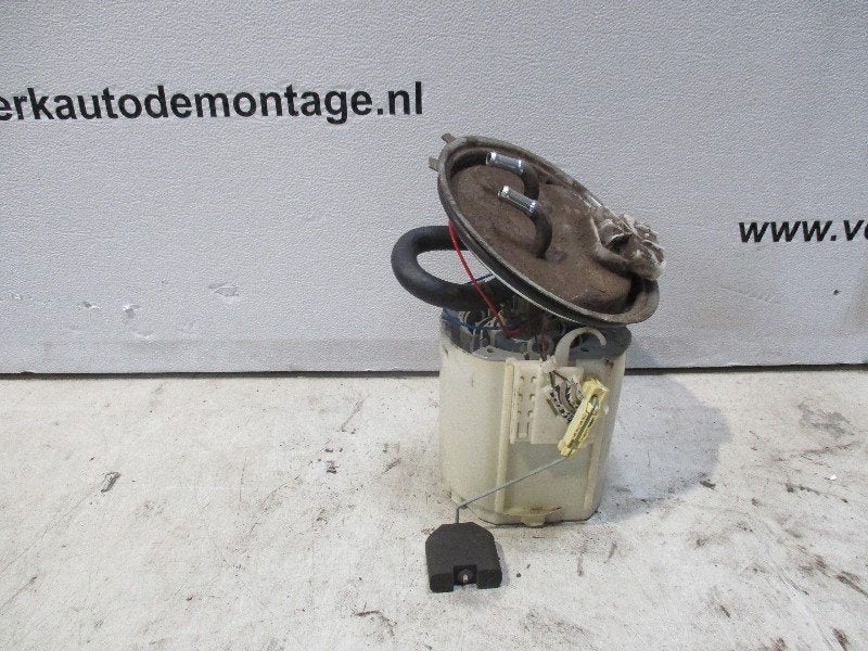 BRANDSTOFPOMP ELECT. Opel Corsa B (73 / 78 / 79), Gebruikt, Opel, Opel Automobile GmbH, Kontakt-opel@opel.com
