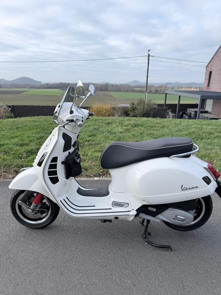 Vespa gts sport, Motoren, Scooter, Particulier, 125 cc, 11 kW of minder