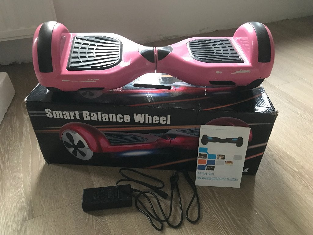 Hoverboard rose avec son sac de transport, Kinderen en Baby's, Gebruikt