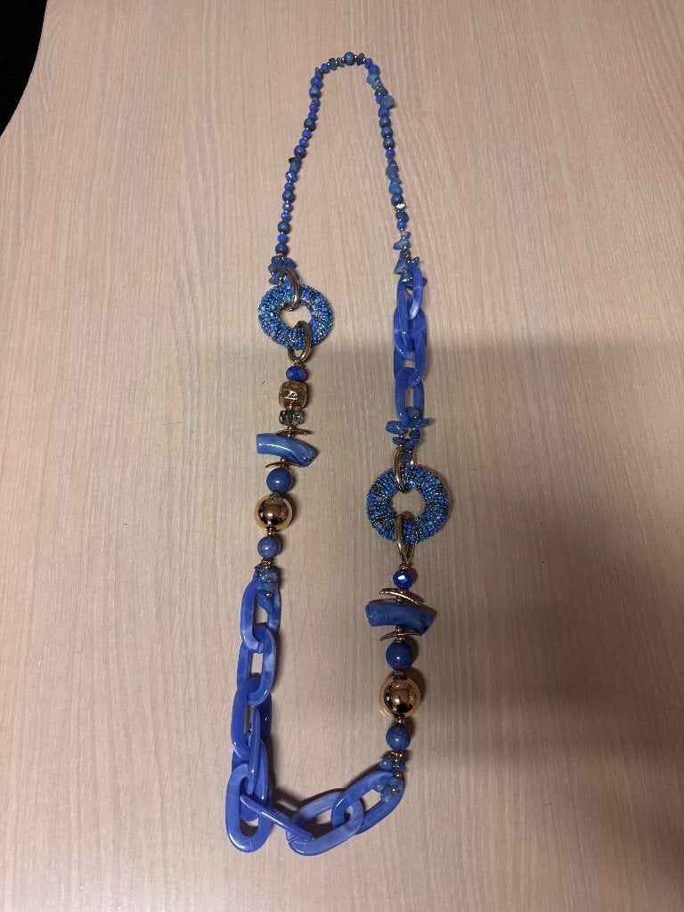 Blauwe halsketting in heel goede staat, Handtassen en Accessoires, Ophalen of Verzenden, Zo goed als nieuw, Blauw