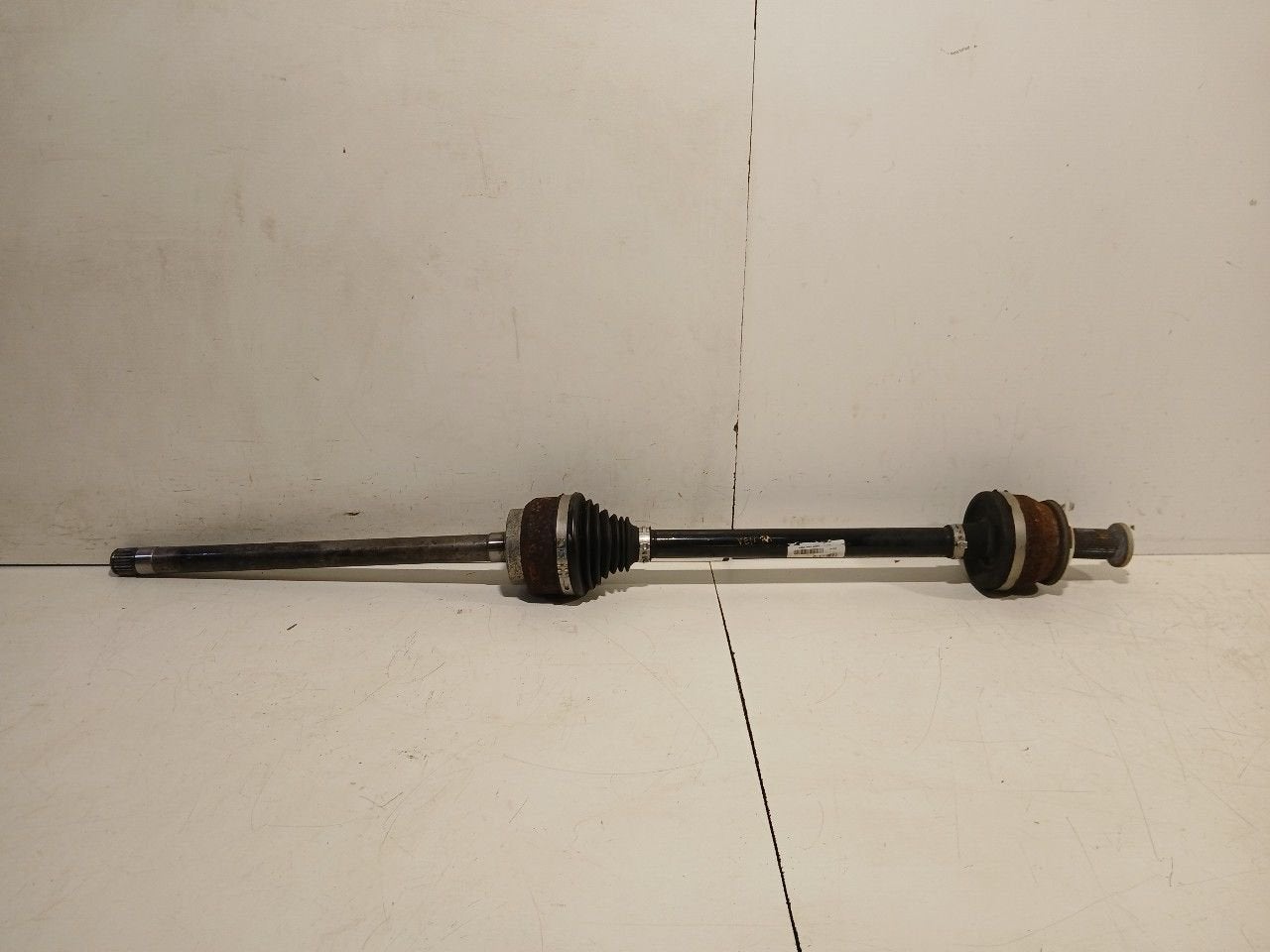 Aandrijfas rechts achter Volvo XC60, Onderdelen@venauto.nl, Van der Ven Autorecycling B.V., Ettenseweg 76, 4706 PB Roosendaal, The Netherlands