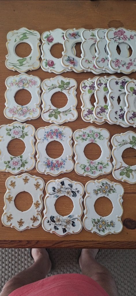 Porceleinen afdekplaatjes, Antiek en Kunst, Antiek | Servies compleet, Ophalen of Verzenden