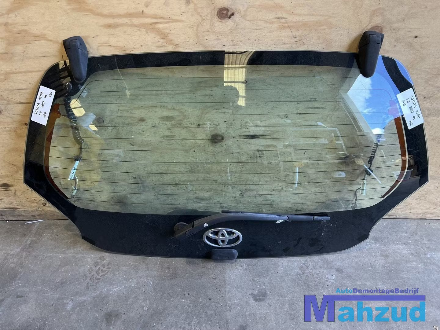 TOYOTA AYGO Achterklep 2005-2014, Info@toyota.co.jp, Arrière, Toyota Motor Corporation, Toyota-Cho 1
471-8571  Toyota City