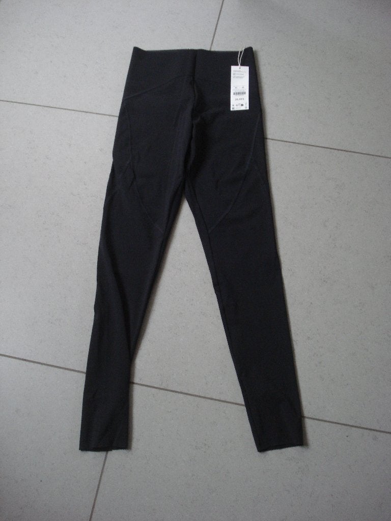*VAL* Nieuwe OYSHO sportlegging, dames. mt M, Vêtements | Femmes, Vêtements de sport, Neuf, Oysho, Taille 38/40 (M), Enlèvement ou Envoi