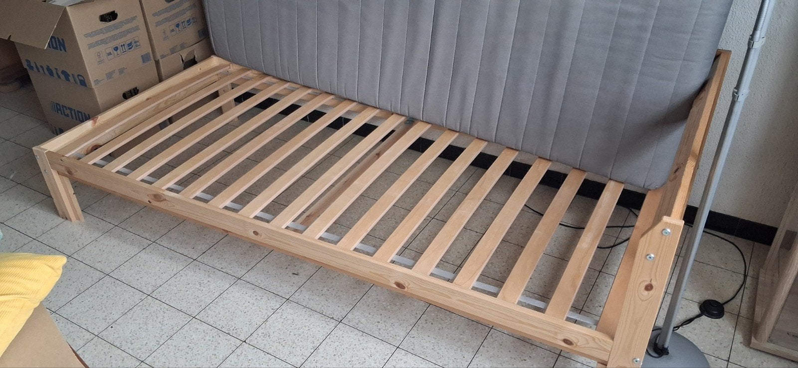 lit 1 personne + matelas, Maison & Meubles, Chambre à coucher | Lits, 90 cm, Beige, Enlèvement, 200 cm