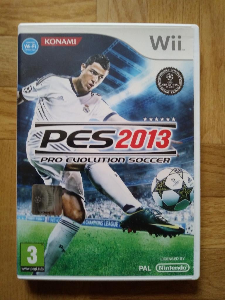 Pro Evolution Soccer 2013 ou PES 2013 pour Wii ou Wii U, Enlèvement ou Envoi, À partir de 3 ans, 3 joueurs ou plus, Sport