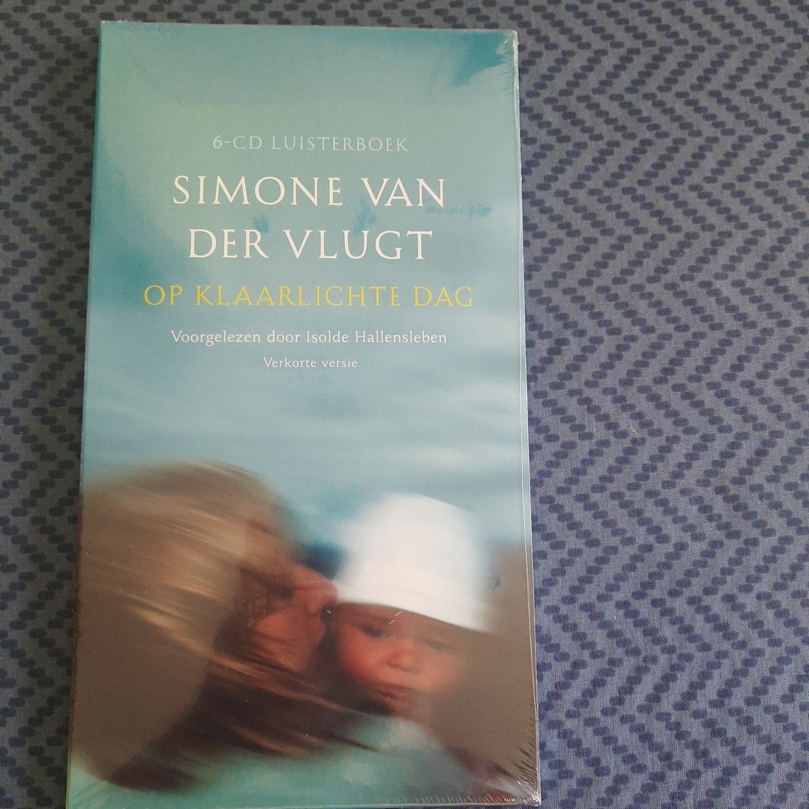 Simone van der Vlugt - In broad day *Livre audio *NOUVEAU*, Livres, Neuf, Simone van der Vlugt, Enlèvement, Pays-Bas