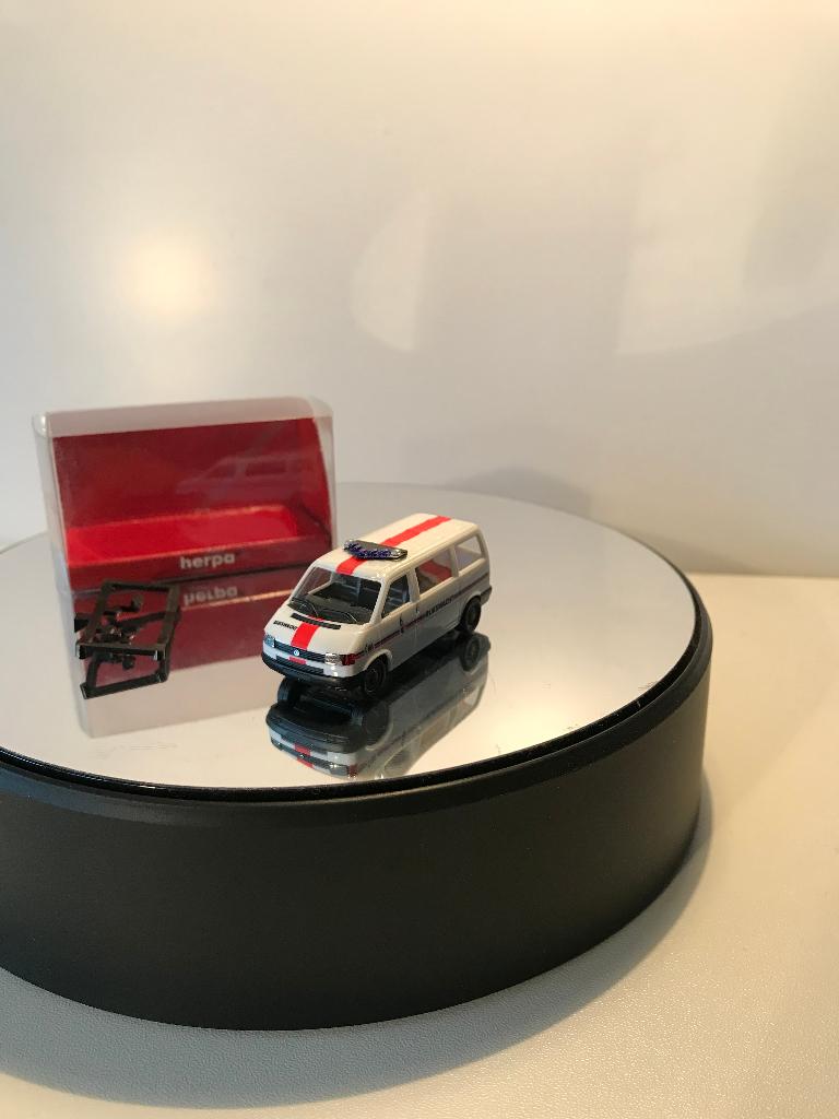 VOLKSWAGEN - VW T4 COMBI - RIJKSWACHT - HERPA - 1:87, Verzenden, Nieuw, Bus of Vrachtwagen, Herpa