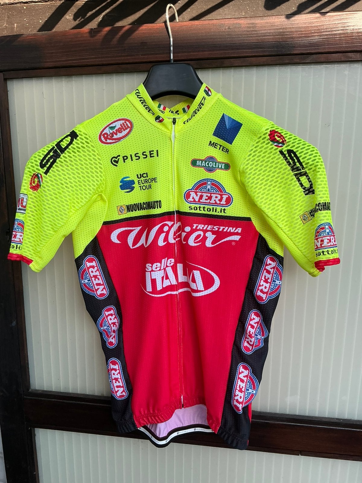 Wilier prof wielertrui + windvest, Vélos & Vélomoteurs, Accessoires vélo | Vêtements de cyclisme, Enlèvement ou Envoi, Neuf