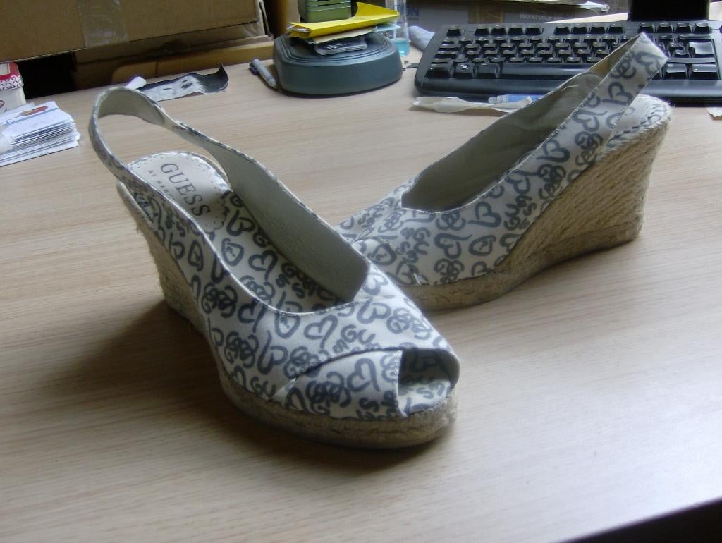 Schoenen guess - maat 37, Guess, Enlèvement ou Envoi, Porté